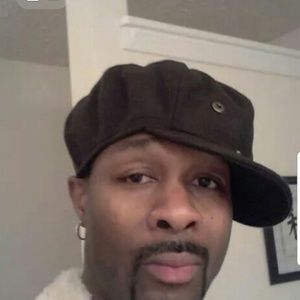 Meet your Posher, Bobby